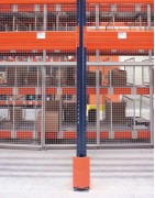 Pies de estanterías para estanterías industriales en Barcelona